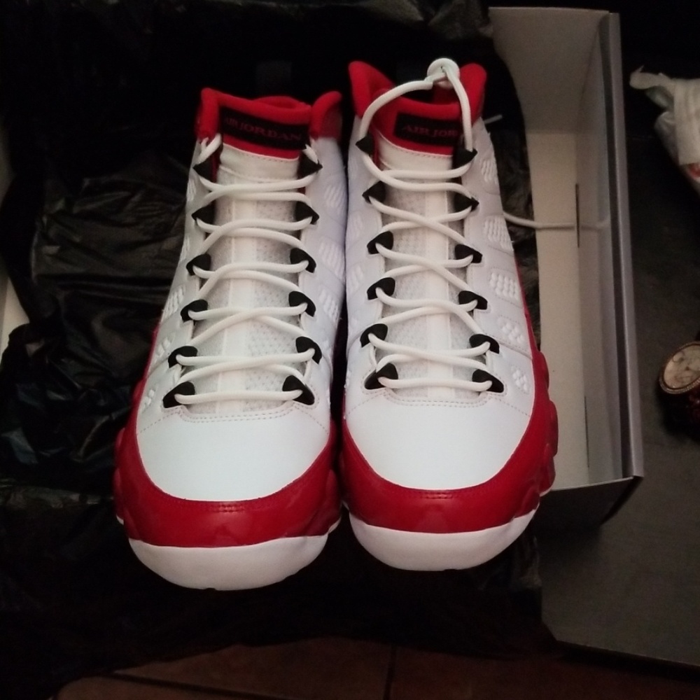 Retro Jordan 9s View 4